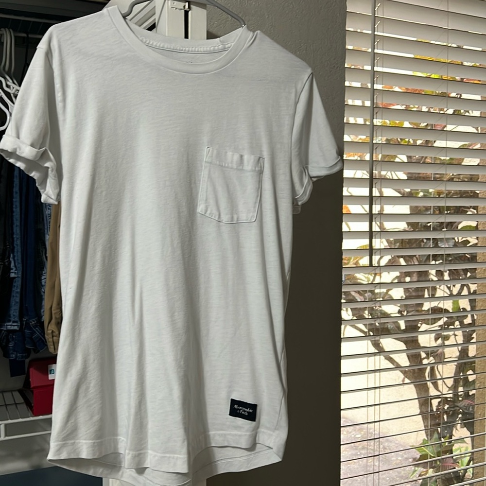 Men’s size, small Abercrombie and Fitch soft A&F cotton tee